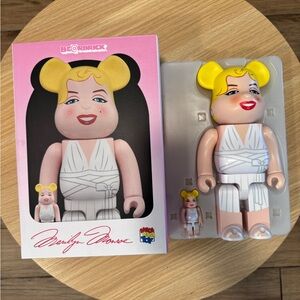 Bearbrick Marilyn Monroe 400% + 100% Be@rbrick Figure Open Box